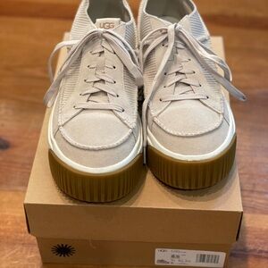 UGG EZ Duzzit Platform Sneakers